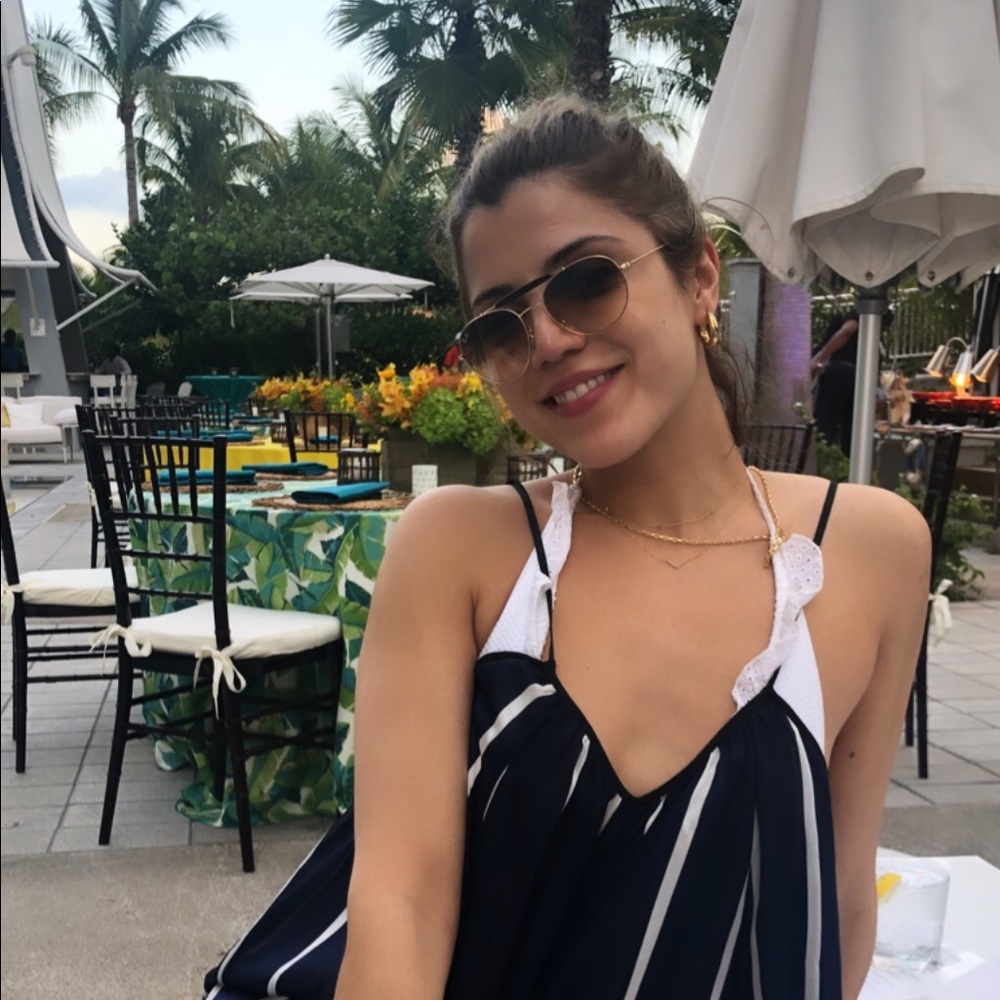 Meet your Posher, Rebecca